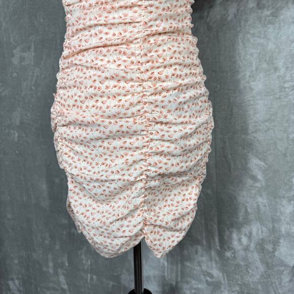 ASTR The Label Ruched Mini Dress XS Floral - Picture 3 of 14